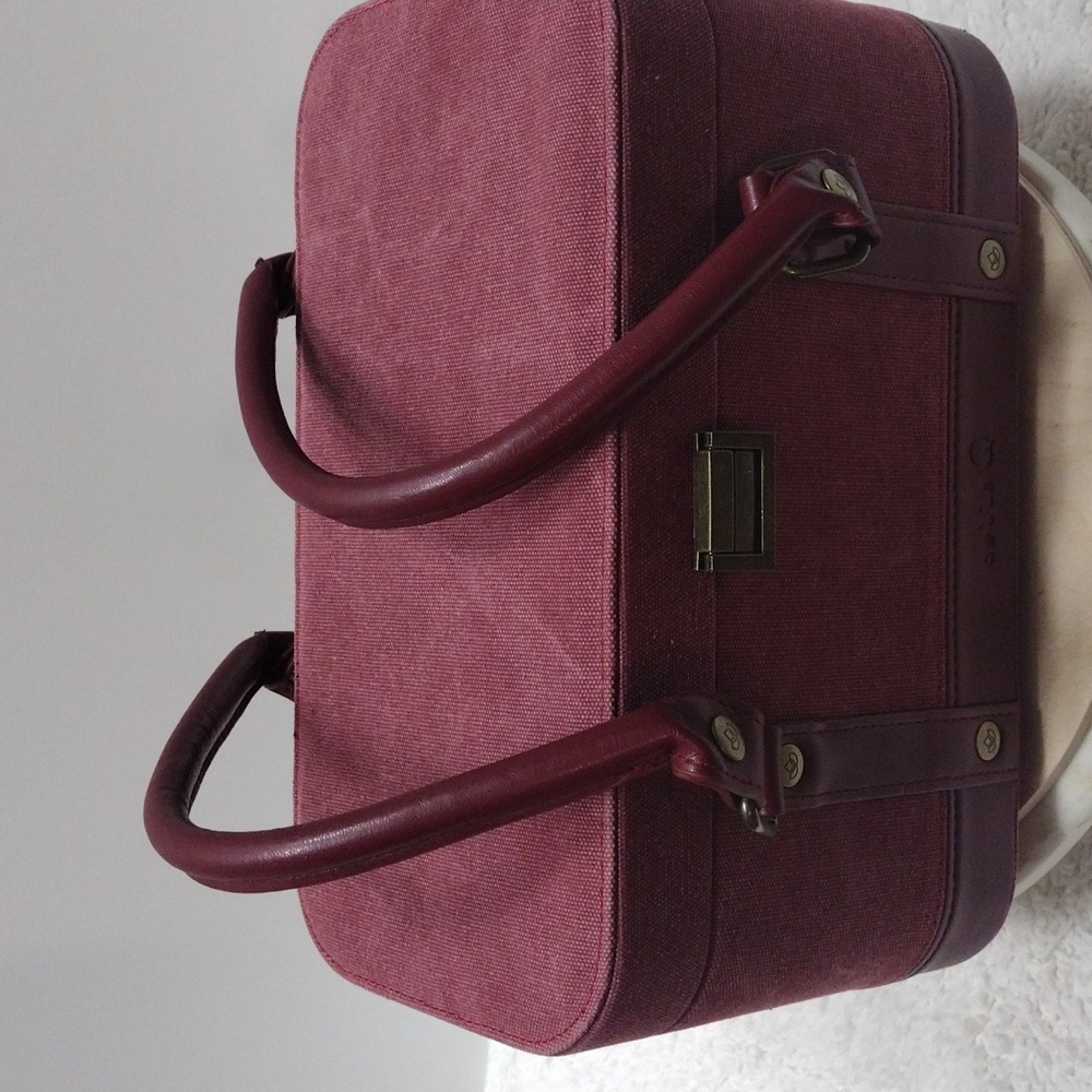 della Q Markers Train Case-Maroon - Picture 8 of 16